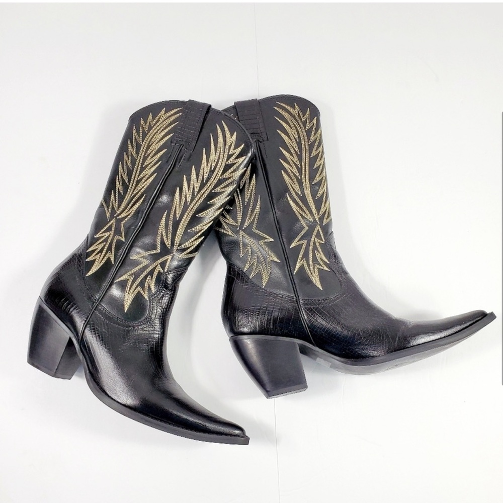 Cowboy boots 🖤 by Penny Loves Kenny